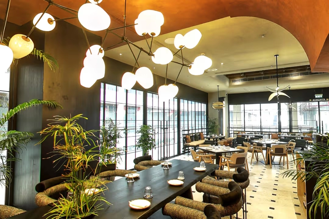 Best Restaurants, Golf Clubs and Hotels Near Three Sixty North